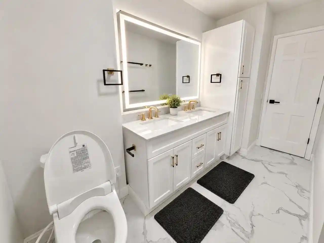 4th image of 21 N Kenosha Dr Dr, Madison, WI 53705 | MLS# 2027747