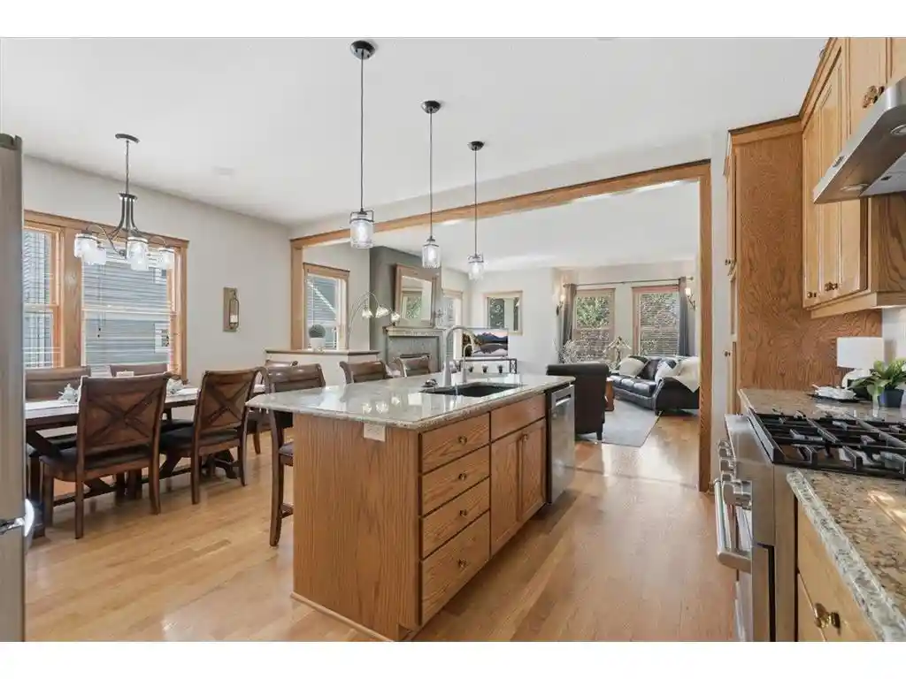 3rd image of 9 Founders Green Green, Hudson, WI 54016 | MLS# 7093446