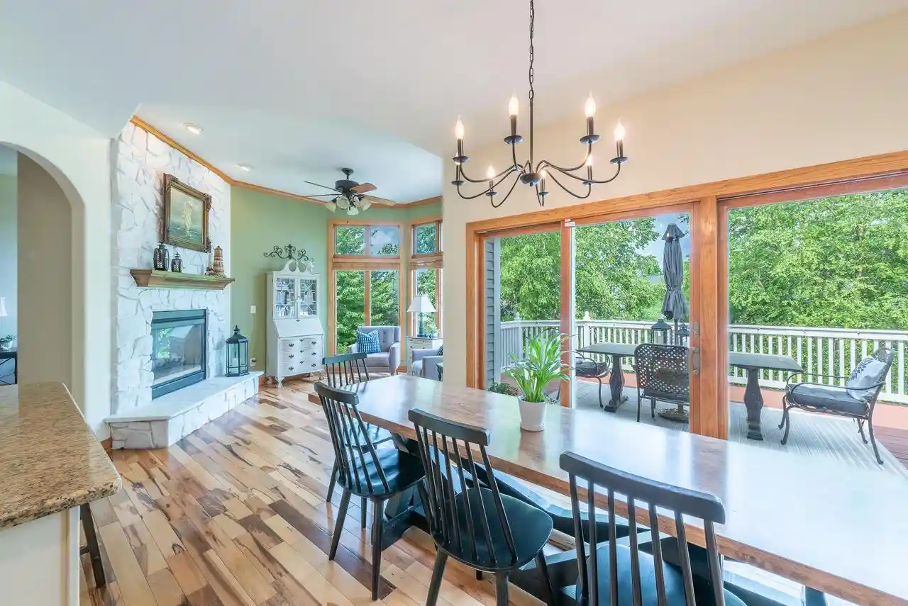 2nd image of 10151 48th Avenue Avenue, Pleasant Prairie, WI 53158 | MLS# 1971049