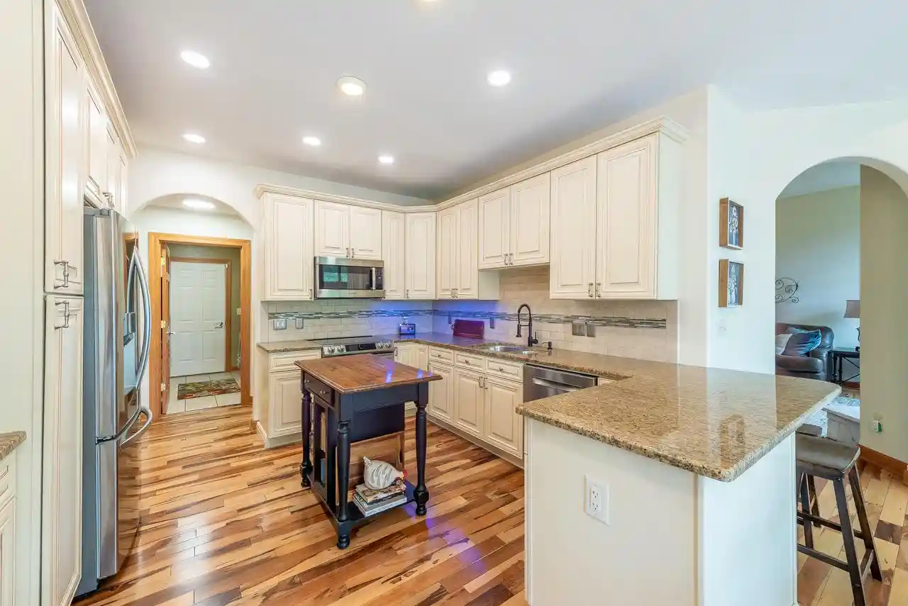 5th image of 10151 48Th Avenue Avenue, Pleasant Prairie, WI 53158 | MLS# 1971049