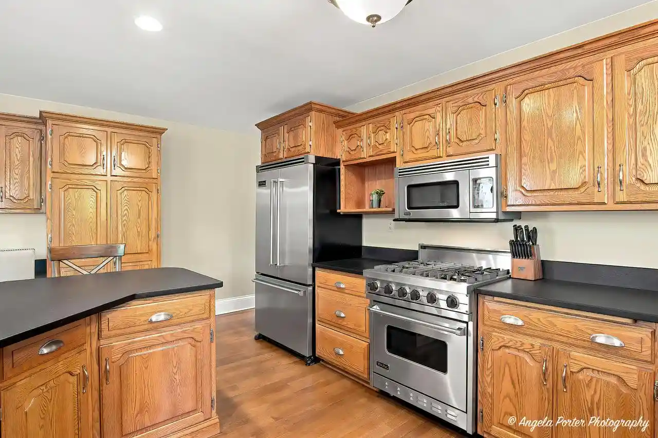 Homes for sale in Bristol, WI | 20506 84Th Pl Pl, Bristol, WI 53104 | MLS# 1971055