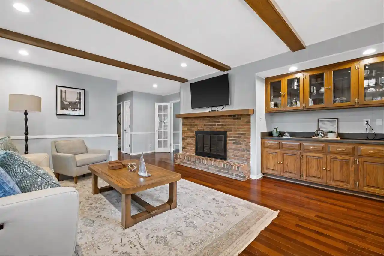 Homes for sale in Wind Point, WI | 1 Shorewood Court Court, Wind Point, WI 53402 | MLS# 1971058