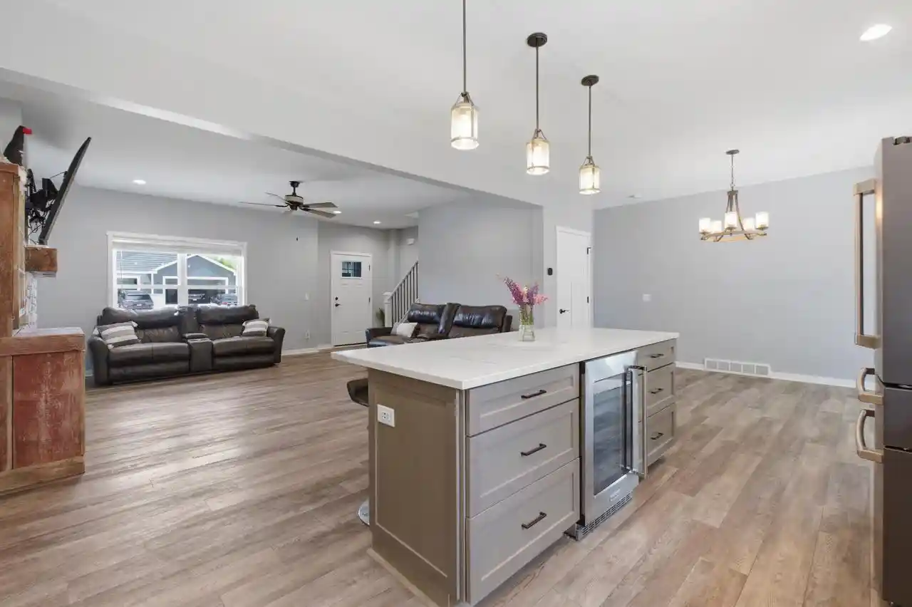 3rd image of 3810 Tanglewood Pl Pl, Janesville, WI 53546 | MLS# 2027749