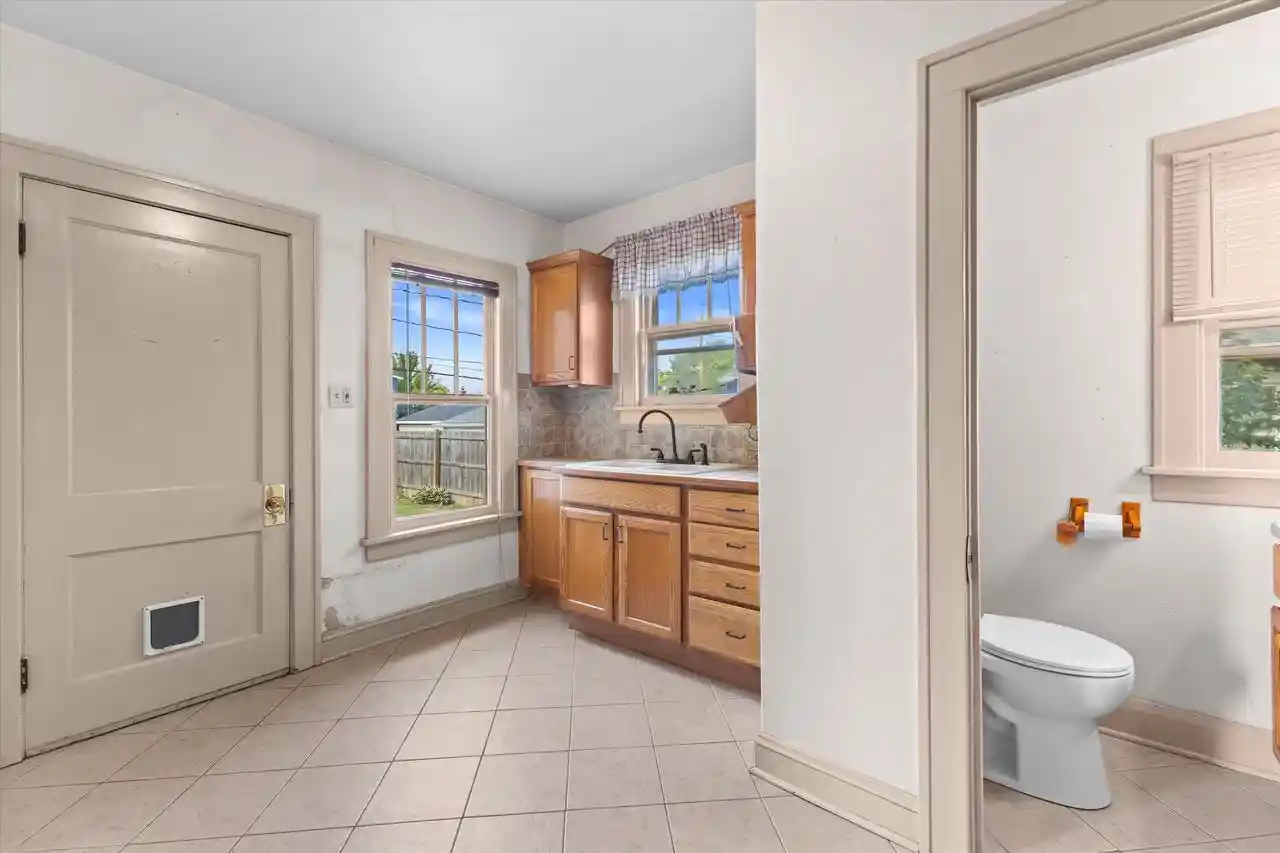Homes for sale in South Milwaukee, WI | 710 Montana Avenue Avenue, South Milwaukee, WI 53172 | MLS# 1971060