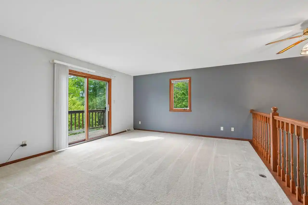 4th image of W316S2825 Roberts Road Road, Waukesha, WI 53188 | MLS# 1971070
