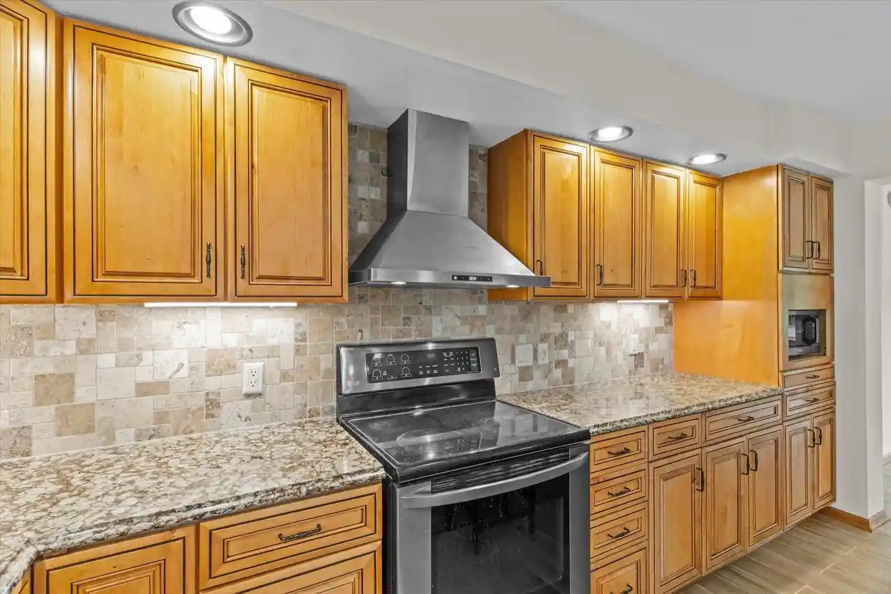 3rd image of 1407 S Washington Avenue Avenue, Marshfield, WI 54449 | MLS# 22603206