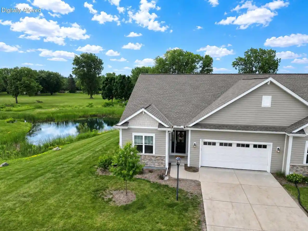 Homes for sale in Franklin, WI | 7871 W Park Cir Way S Way S, Franklin, WI 53132 | MLS# 1971082