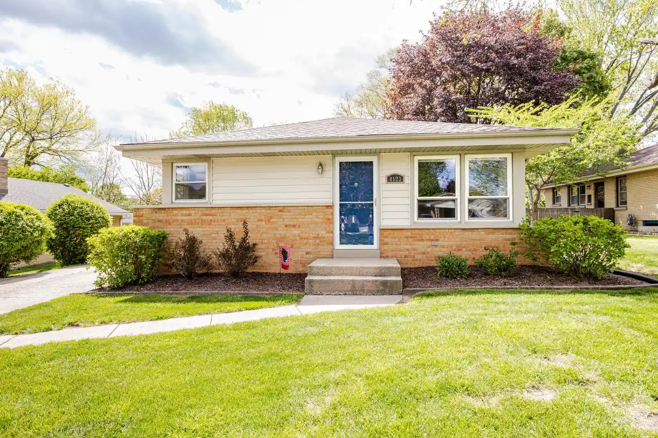 Homes for sale in Wauwatosa, WI | 4123 N 95th Street Street, Wauwatosa, WI 53222 | MLS# 1971085