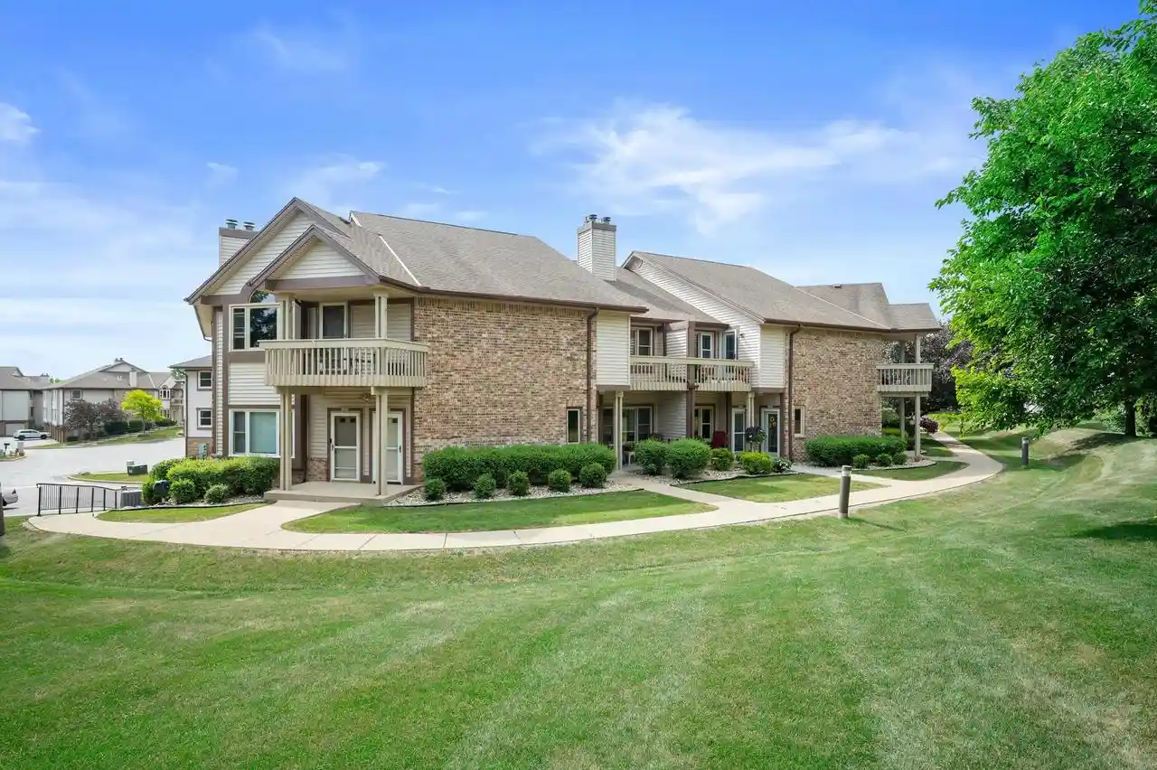 Homes for sale in Franklin, WI | 3604 W Rawson Avenue W Avenue W, Franklin, WI 53132 | MLS# 1971086