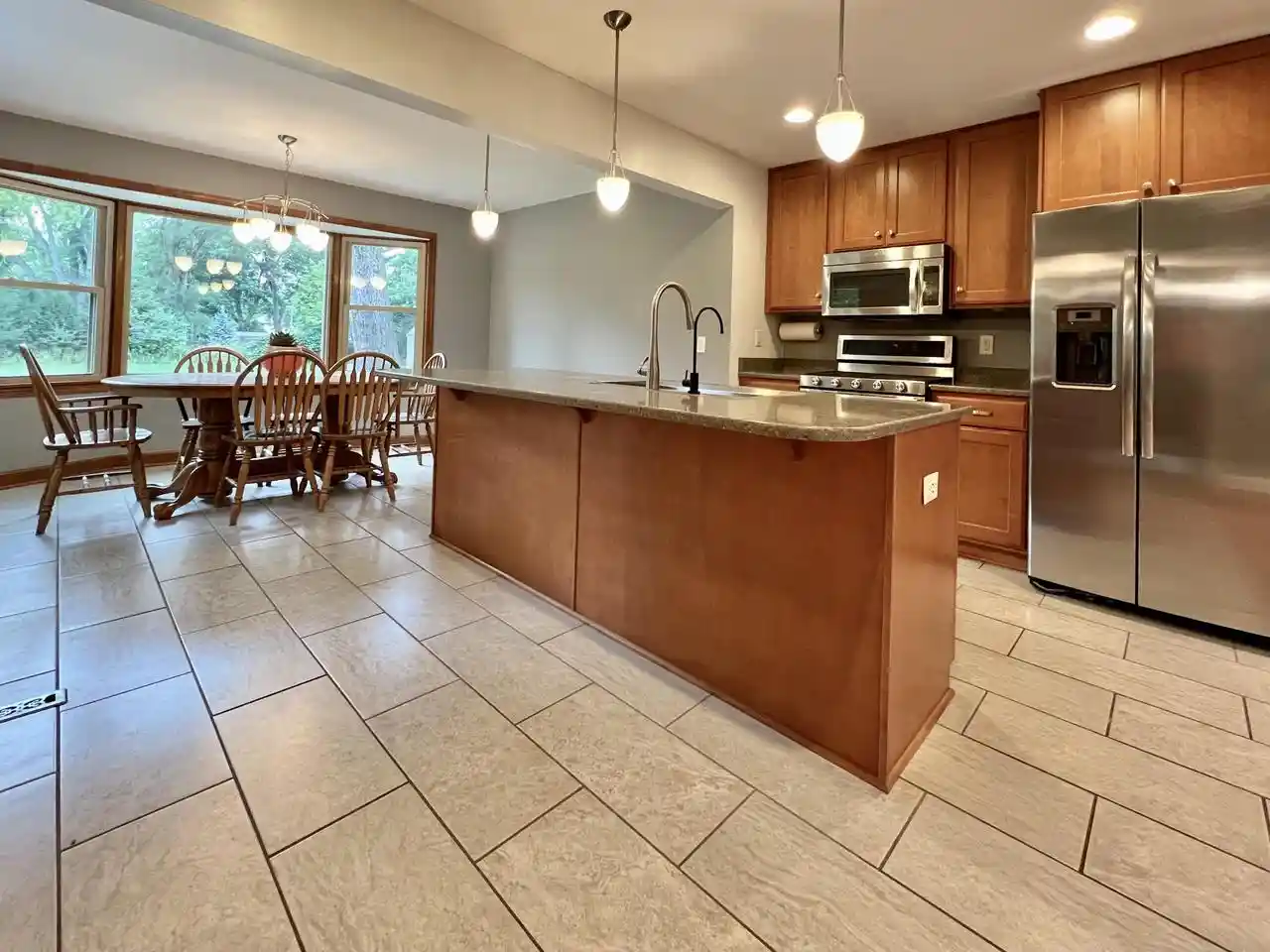 2nd image of 2625 El Rancho Dr Dr, Brookfield, WI 53005 | MLS# 1971089