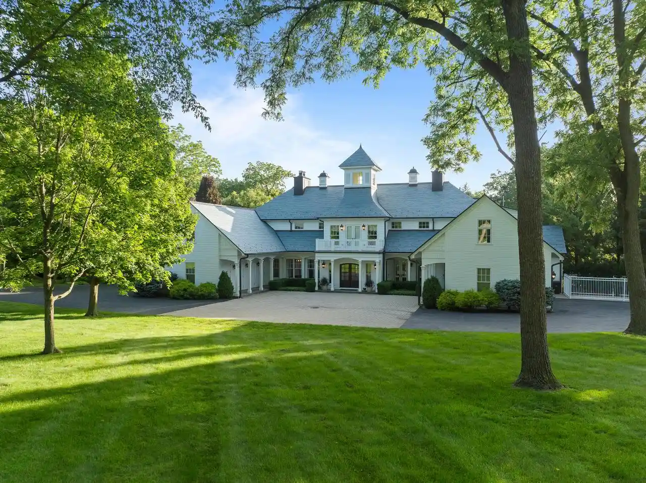 1st image of N1807 Sidney Smith Lane Lane, Lake Geneva, WI 53147 | MLS# 1971097