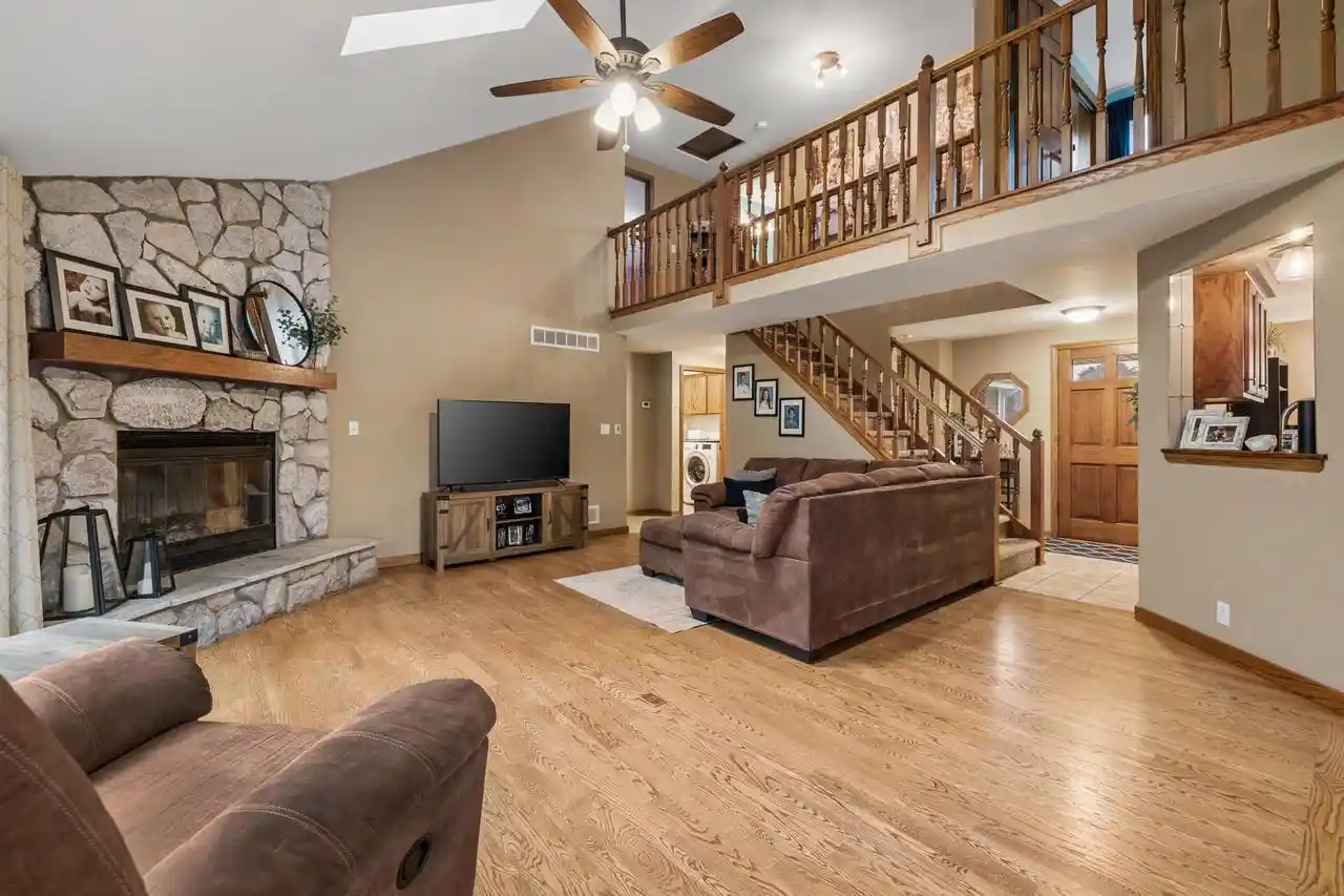 Homes for sale in Slinger, WI | 3960 Kings Way, Slinger, WI 53086 | MLS# 1971092