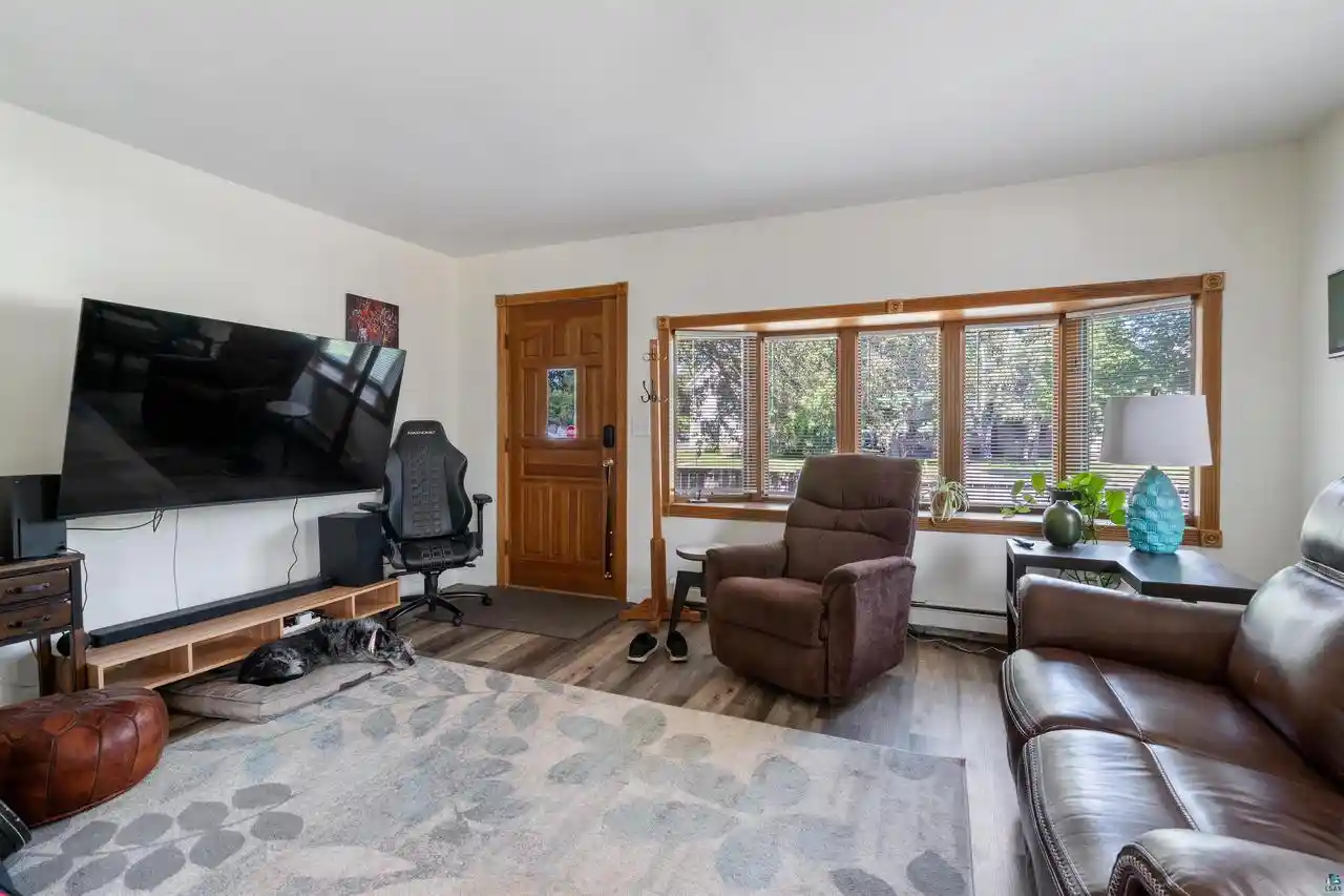 2nd image of 1205 Grand Ave Ave, Superior, WI 54880 | MLS# 6126671