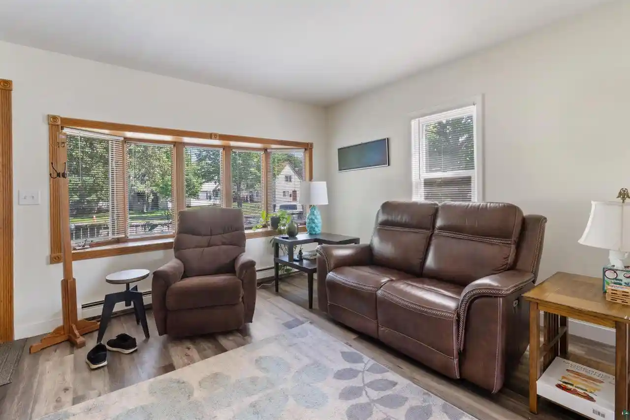 4th image of 1205 Grand Ave Ave, Superior, WI 54880 | MLS# 6126671