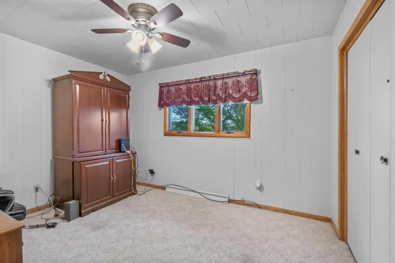 5th image of 1106 Owena Street Street, Marinette, WI 54143 | MLS# 50328903