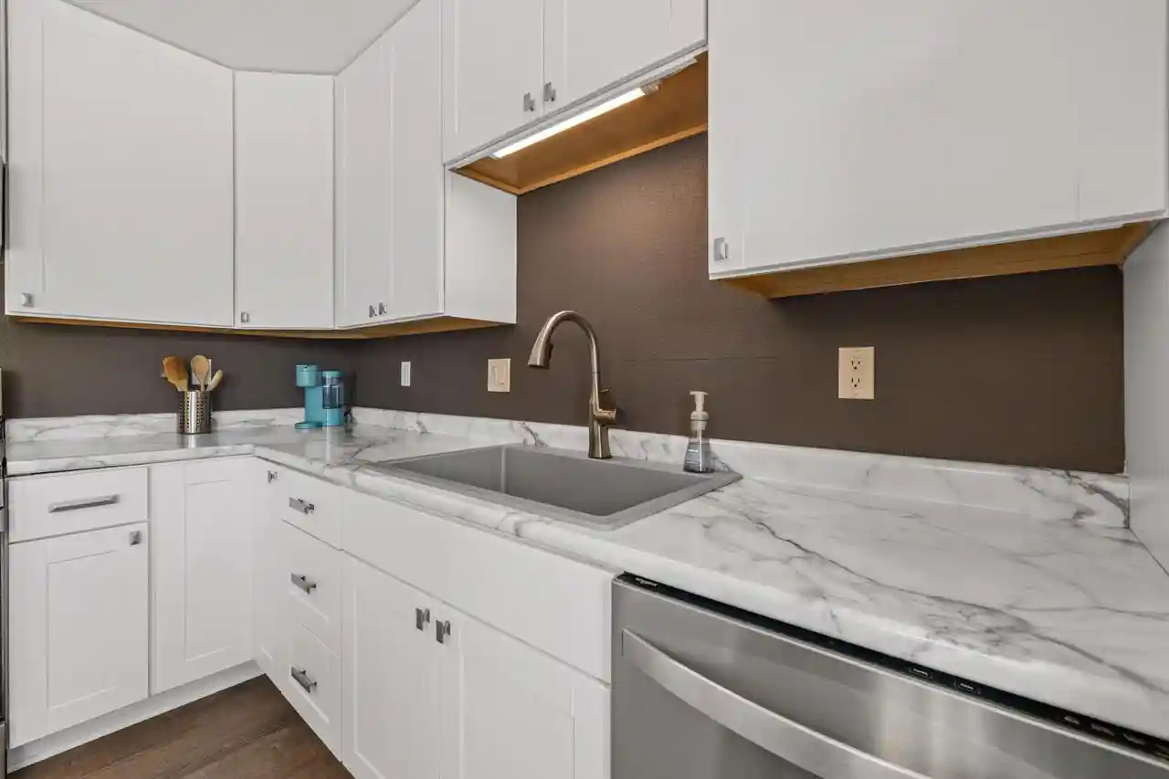 5th image of W157N11054 Tinkers Court Court, Germantown, WI 53022 | MLS# 1971114