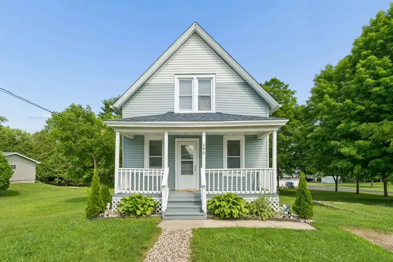 Homes for sale in Hortonville, WI | 646 S Mill Street Street, Hortonville, WI 54944 | MLS# 50328911