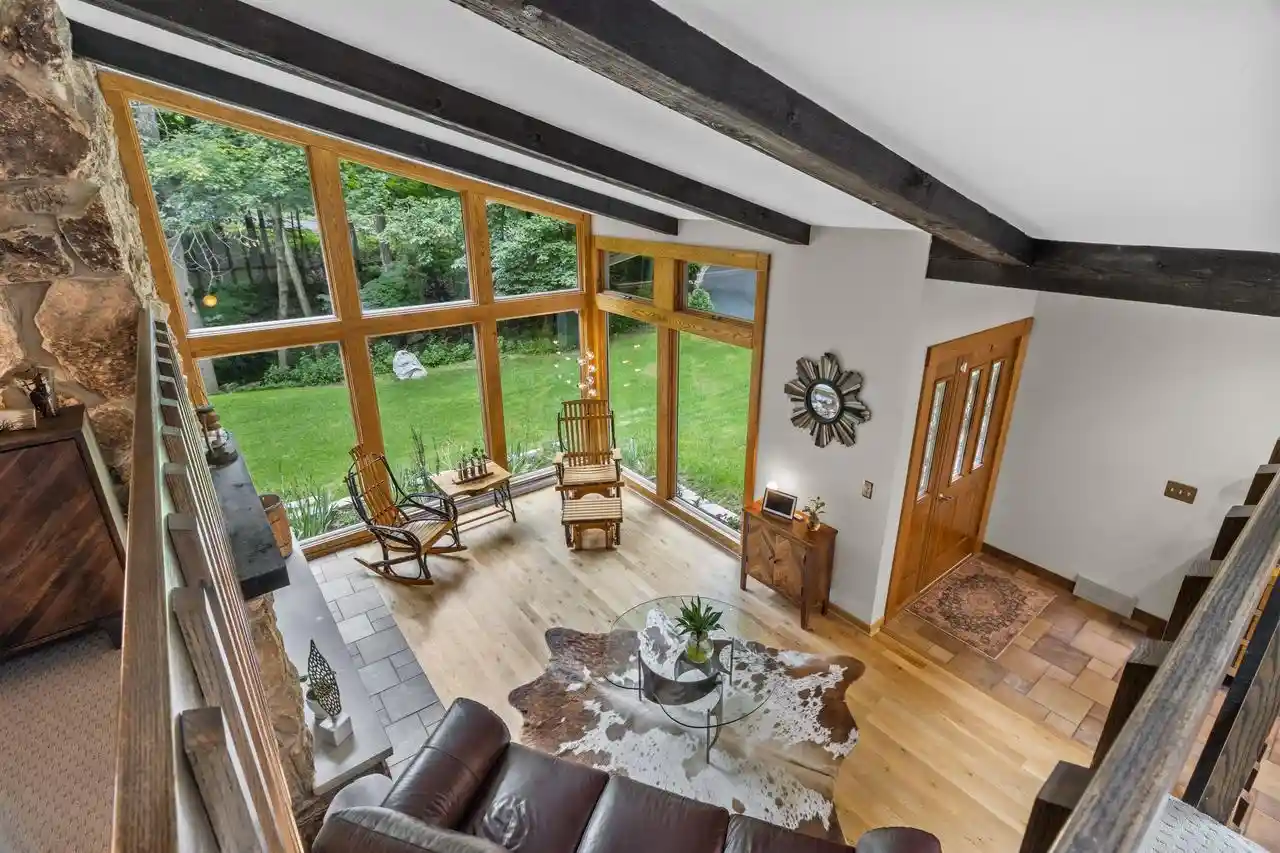 4th image of 3041 Kettle Moraine Road Road, Hartford, WI 53027 | MLS# 1971131