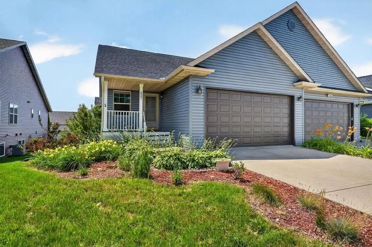 Homes for sale in Evansville, WI | 637 Garfield Avenue Avenue, Evansville, WI 53536 | MLS# 2027769