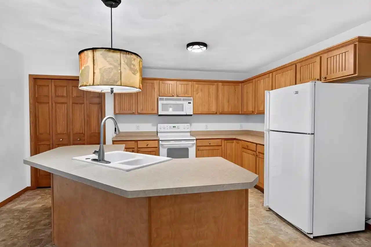 Homes for sale in Evansville, WI | 637 Garfield Avenue Avenue, Evansville, WI 53536 | MLS# 2027769