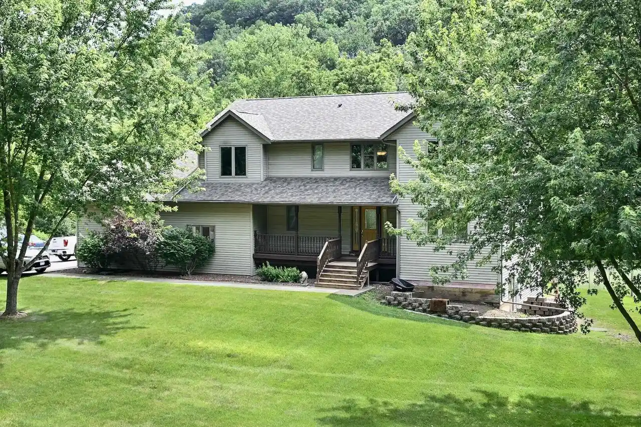 1st image of 26238 County Rd 17, Winona, MN 55987 | MLS# 1971136