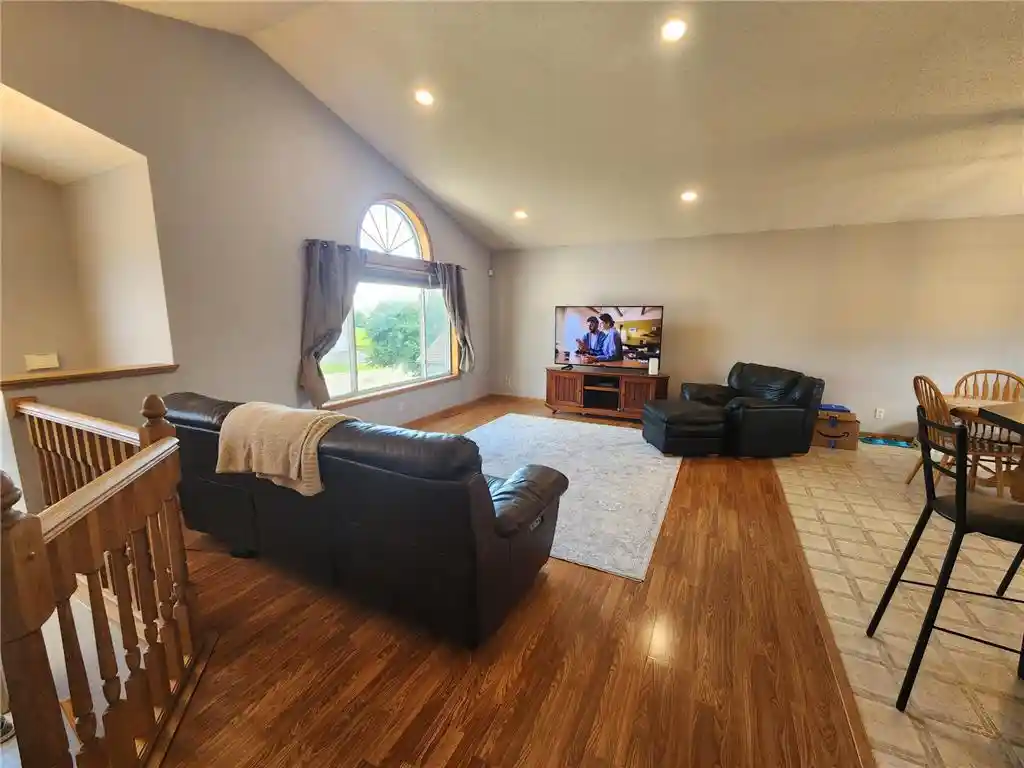 34th image of 816 River Terrace Terrace, Prescott, WI 54021 | MLS# 7107426