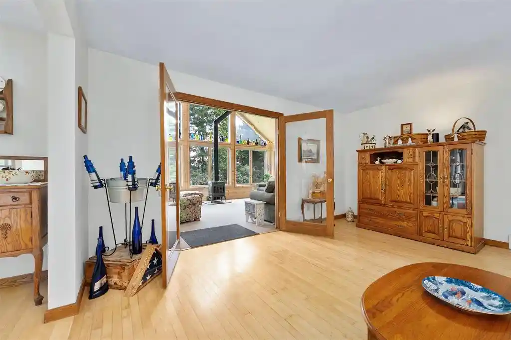 5th image of 5991 North Shore Dr Dr, Eau Claire, WI 54703 | MLS# 1603069