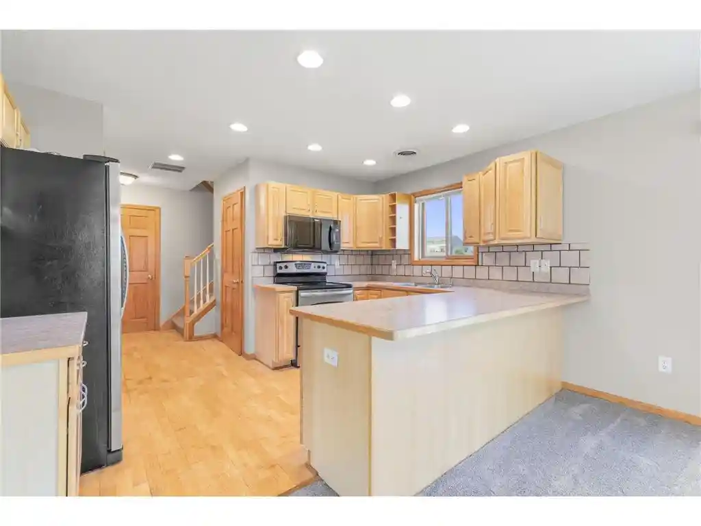 Photo 3 of Single family home for sale at 415 Sierra Pl Pl, Roberts, WI 54023 | MLS# 7107447 | Listing updated on 2026-08-20