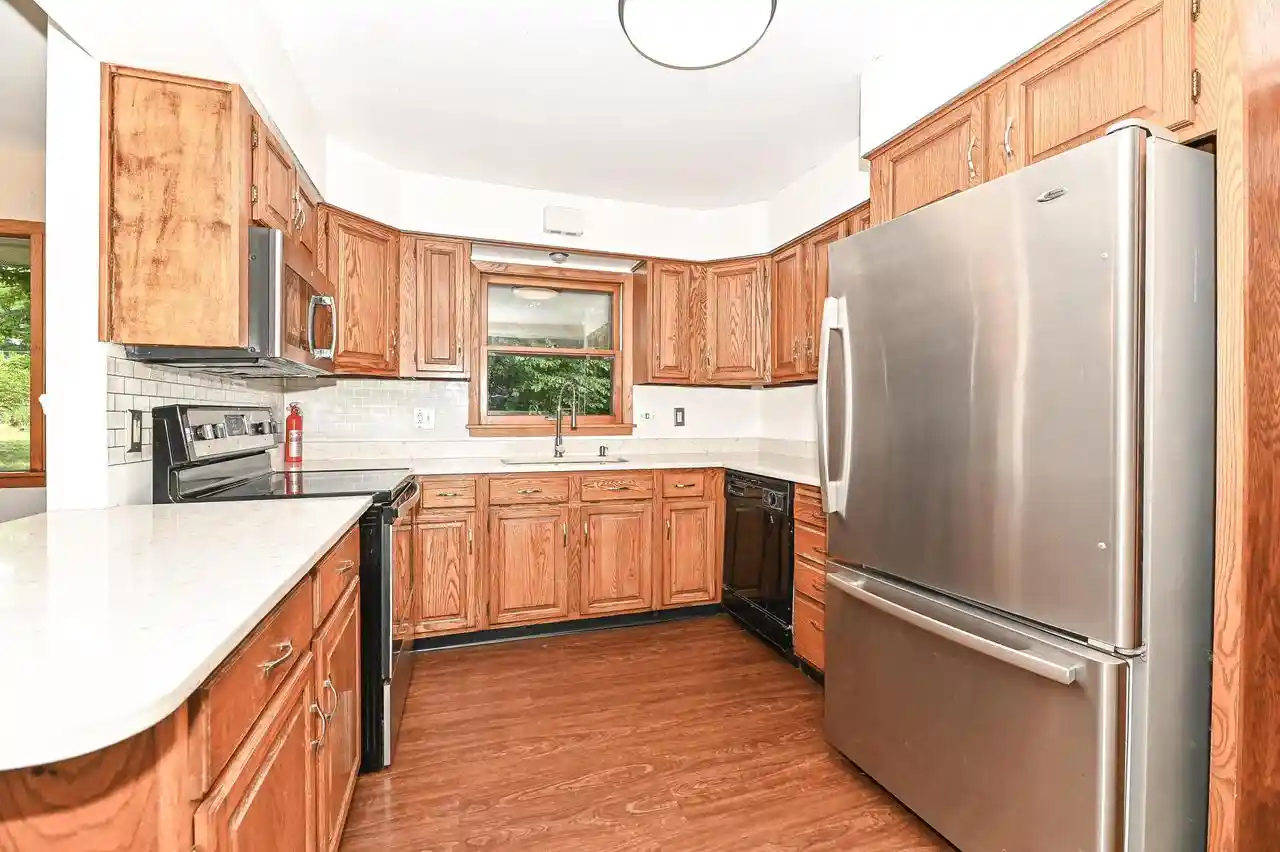 4th image of 12600 W Joliet Circle Circle, New Berlin, WI 53151 | MLS# 1971146