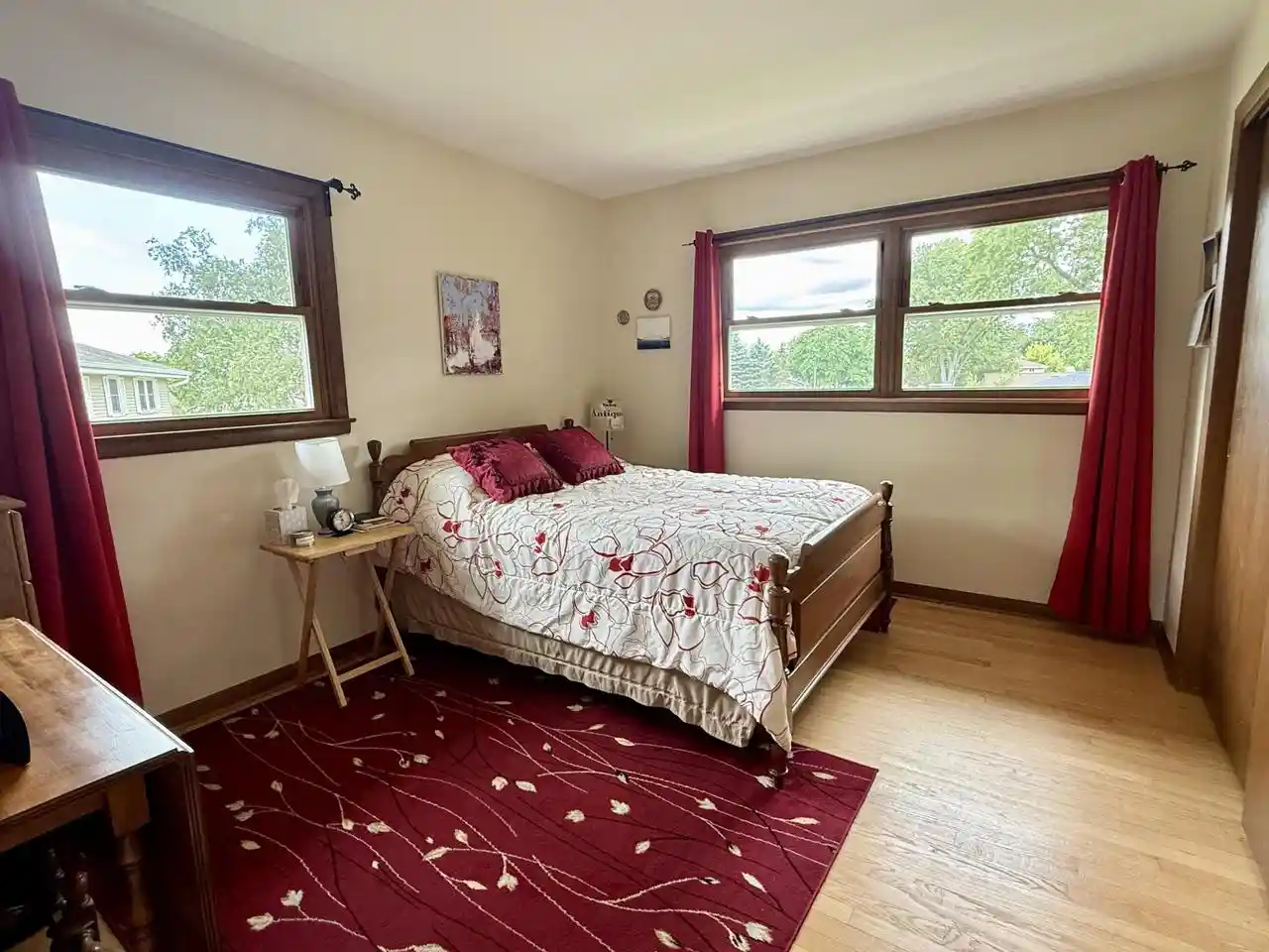 2nd image of 607 Poppy Street Street, Oconomowoc, WI 53066 | MLS# 1971153