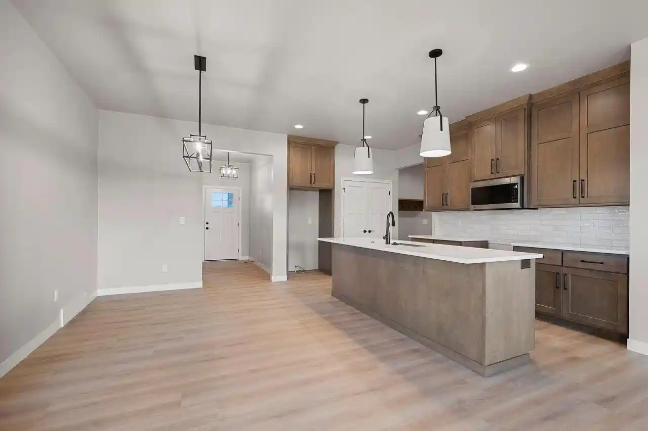 2nd image of 2874 Howard, Green Bay, WI 54313 | MLS# 50328940