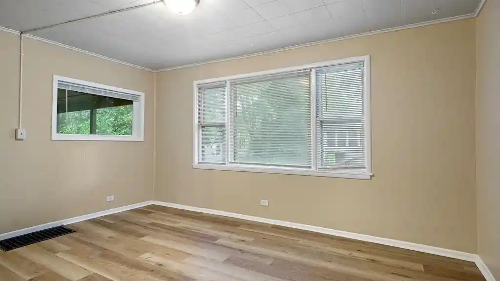5th image of 309 Marston Ct Ct, Eau Claire, WI 54701