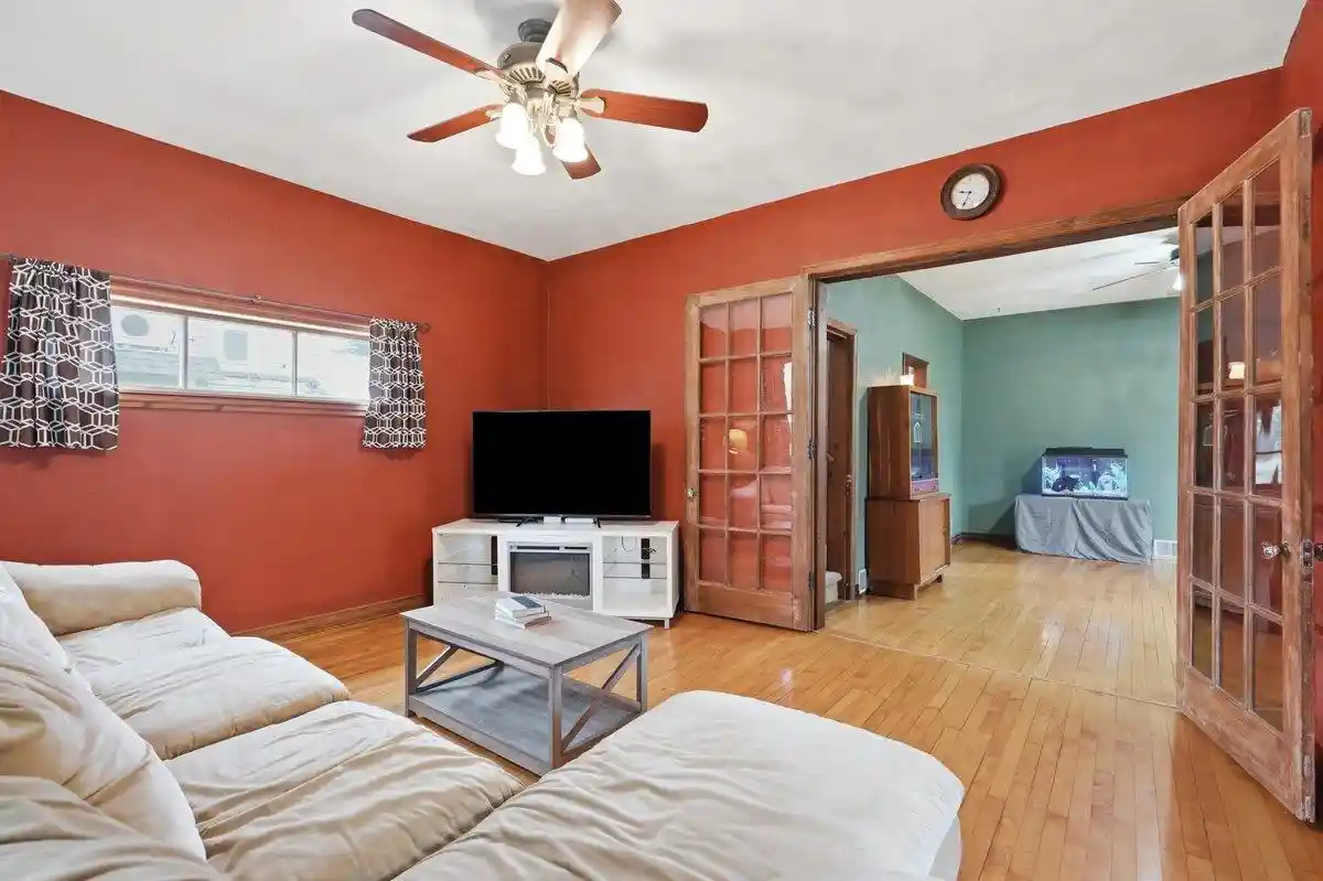 45th image of 318 S 2nd Street Street, Evansville, WI 53536 | MLS# 2027796