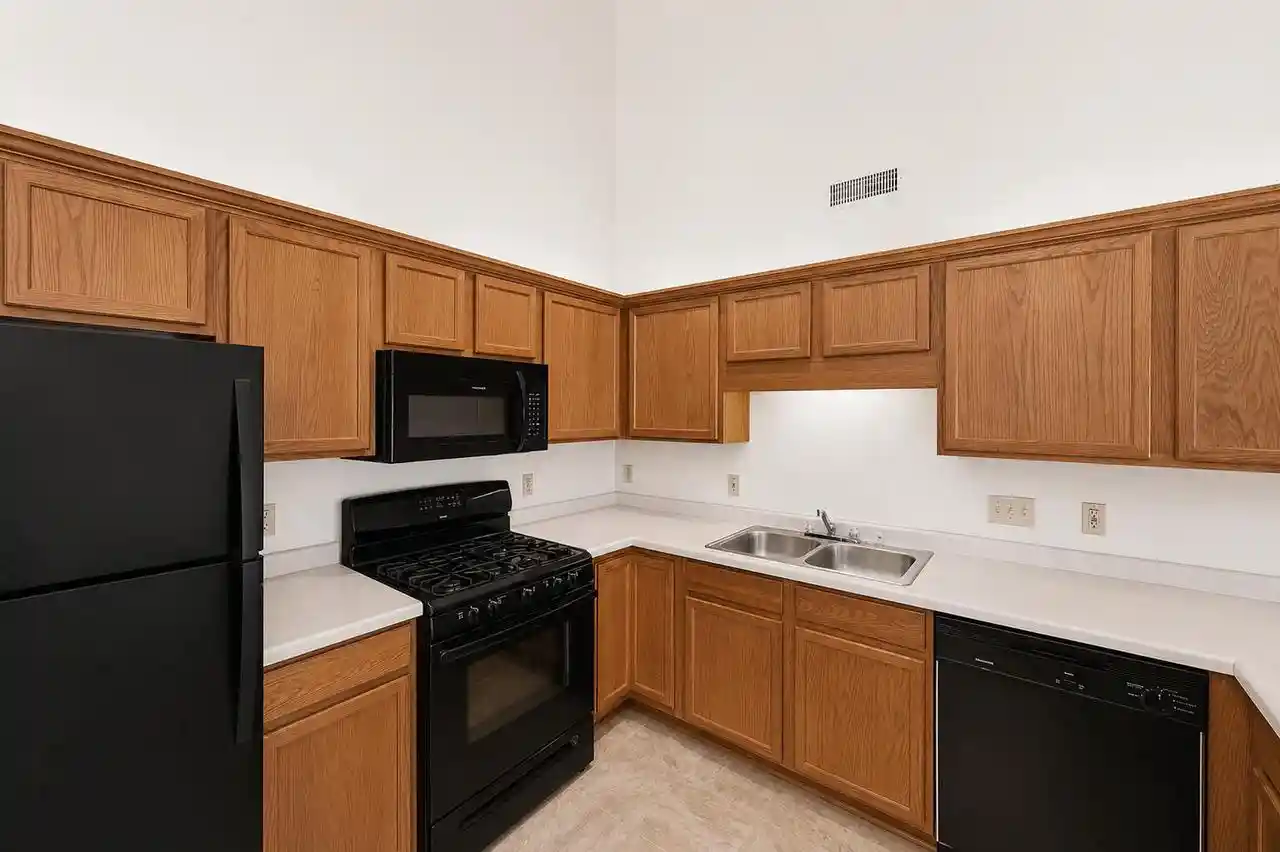 39th image of 6501 S Creekside Dr Dr #7, Cudahy, WI 53110 | MLS# 1971179