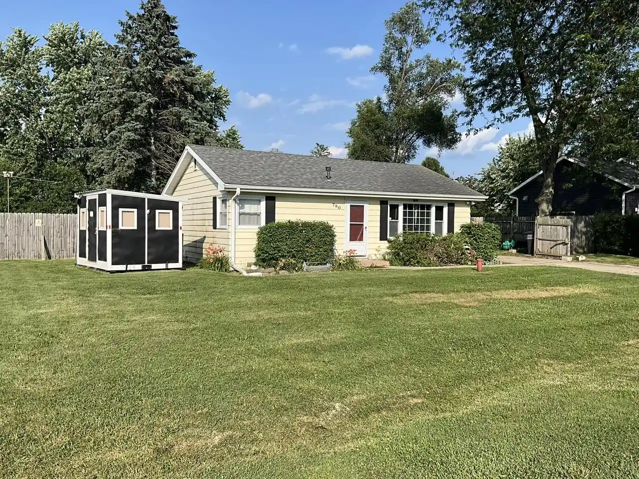 Homes for sale in Silver Lake, WI | 780 N Glenwood Dr Dr, Silver Lake, WI 53170 | MLS# 1971185