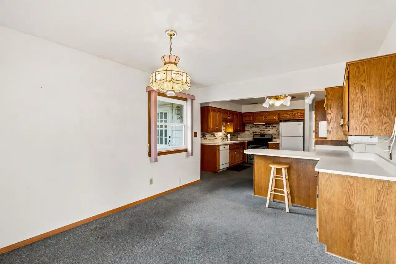 5th image of 3804 E Klieforth Avenue Avenue, Cudahy, WI 53110 | MLS# 1971197