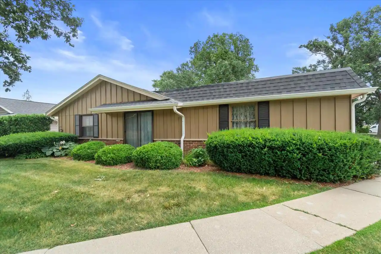 Photo 1 of Condo for sale at 5228 Woodbridge Lane S Lane S #5228, Milwaukee, WI 53221 | MLS# 1971195 | Listing updated on 2026-08-24