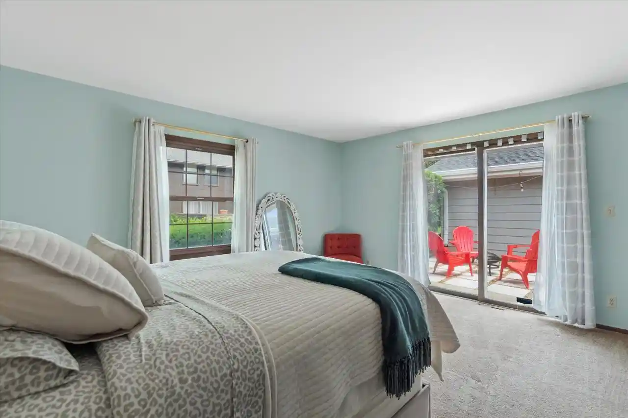 Listing Photo 24 - Condo for sale in 5228 Woodbridge Ln S Ln S located at 5228 Woodbridge Ln S Ln S, Milwaukee, WI 53221 - Unit #5228