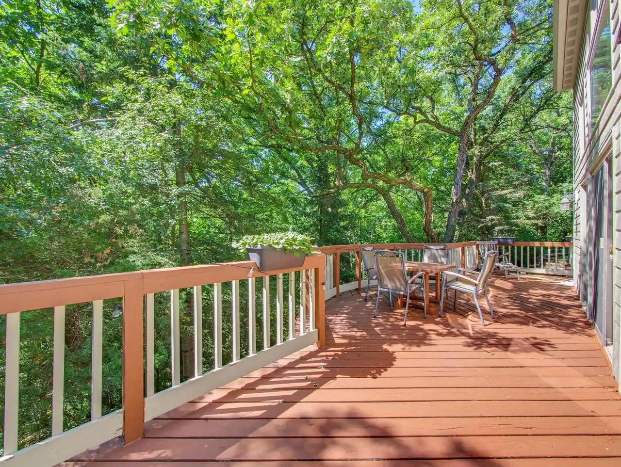 Photo 3 of Single family home for sale at S1w31450 Hickory Hollow Court Court, Delafield, WI 53018 | MLS# 1971198 | Listing updated on 2026-08-29