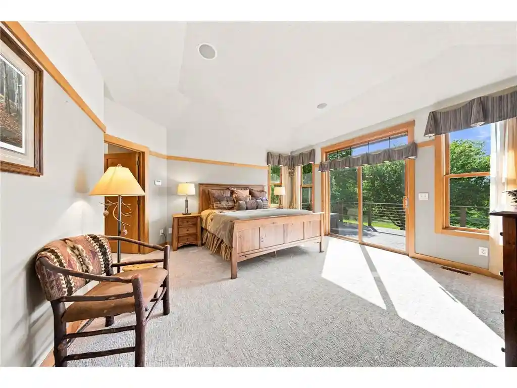 3rd image of 294 Salishan Dr Dr, Hudson, WI 54016 | MLS# 7105948