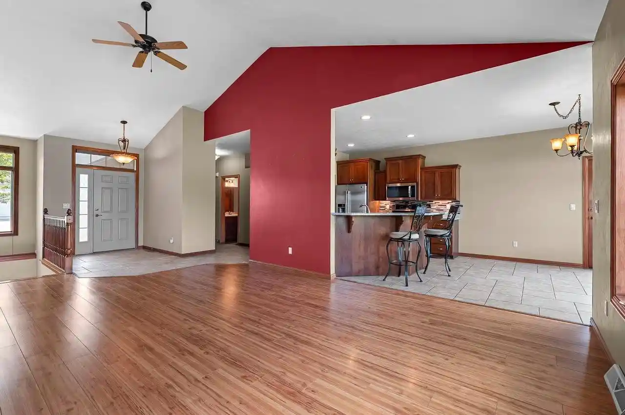 5th image of 1713 Remington Ridge Way Way, De Pere, WI 54115 | MLS# 50328948