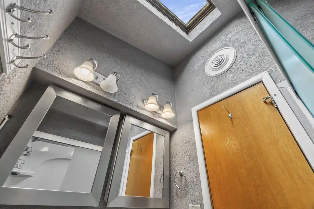3rd image of 5445 S Nicholson Avenue Avenue, Cudahy, WI 53110 | MLS# 1971204