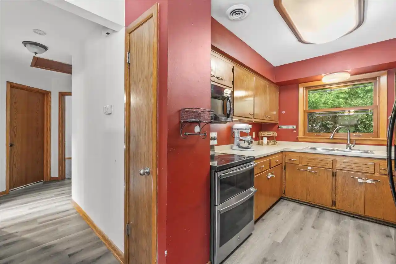 48th image of 5445 S Nicholson Avenue Avenue, Cudahy, WI 53110 | MLS# 1971204