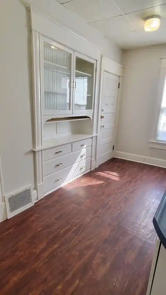 5th image of 920 Dousman Street Street, Green Bay, WI 54303 | MLS# 50328950