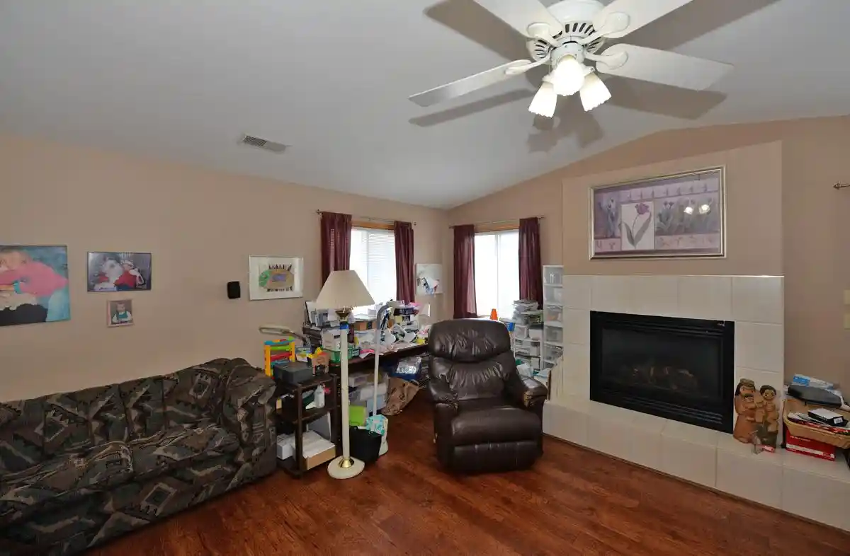 2nd image of 1117 N Sunnyslope Dr Dr #202, Mount Pleasant, WI 53406 | MLS# 1971213