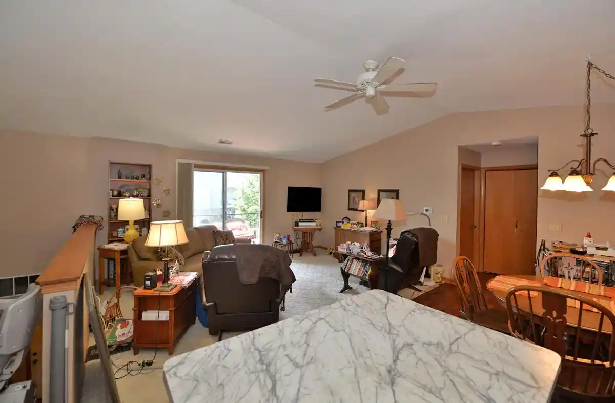 2nd image of 1117 N Sunnyslope Dr Dr, Mount Pleasant, WI 53406