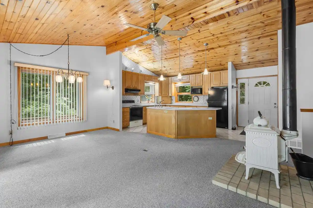 4th image of E4548 W Redstone Dr Dr, La Valle, WI 53941 | MLS# 2027806