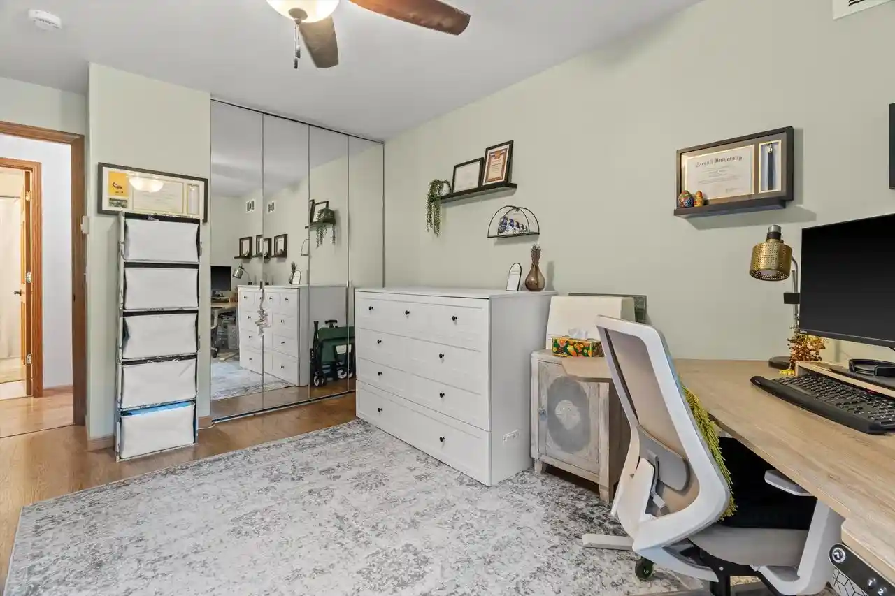 5th image of 1015 N Sunnyvale Lane Lane #E, Madison, WI 53713 | MLS# 2027811