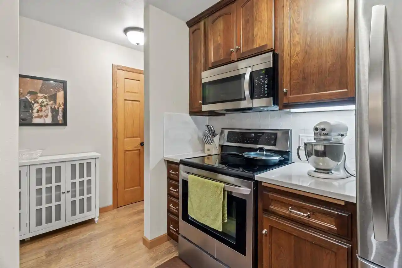 21st image of 1015 N Sunnyvale Lane Lane #E, Madison, WI 53713 | MLS# 2027811