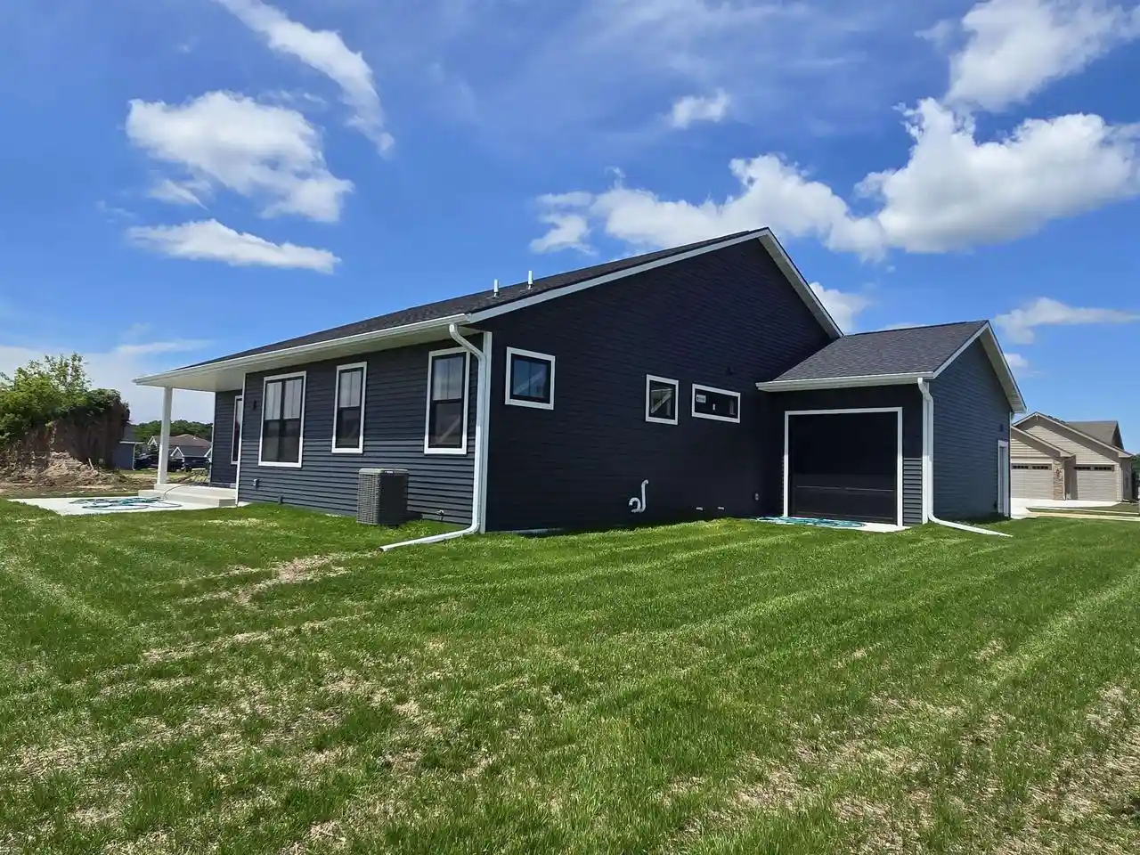5th image of 3574 Pickard Dr Dr, Janesville, WI 53545 | MLS# 2027810